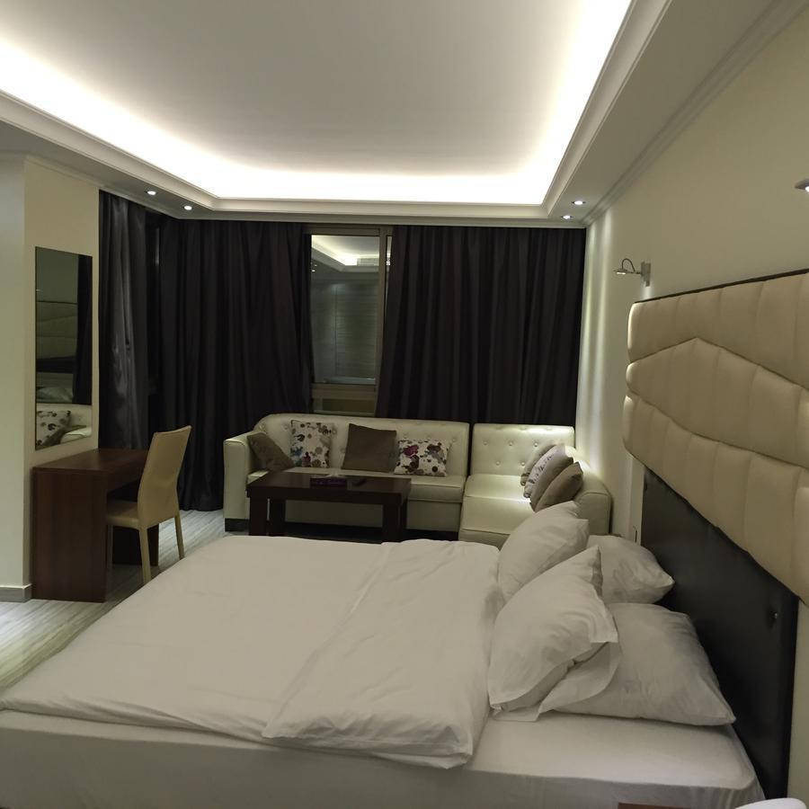 Aphrodite Hotel Ţabarjā 외부 사진