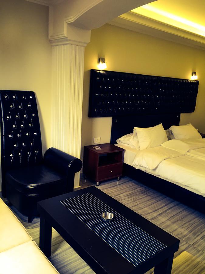 Aphrodite Hotel Ţabarjā 외부 사진